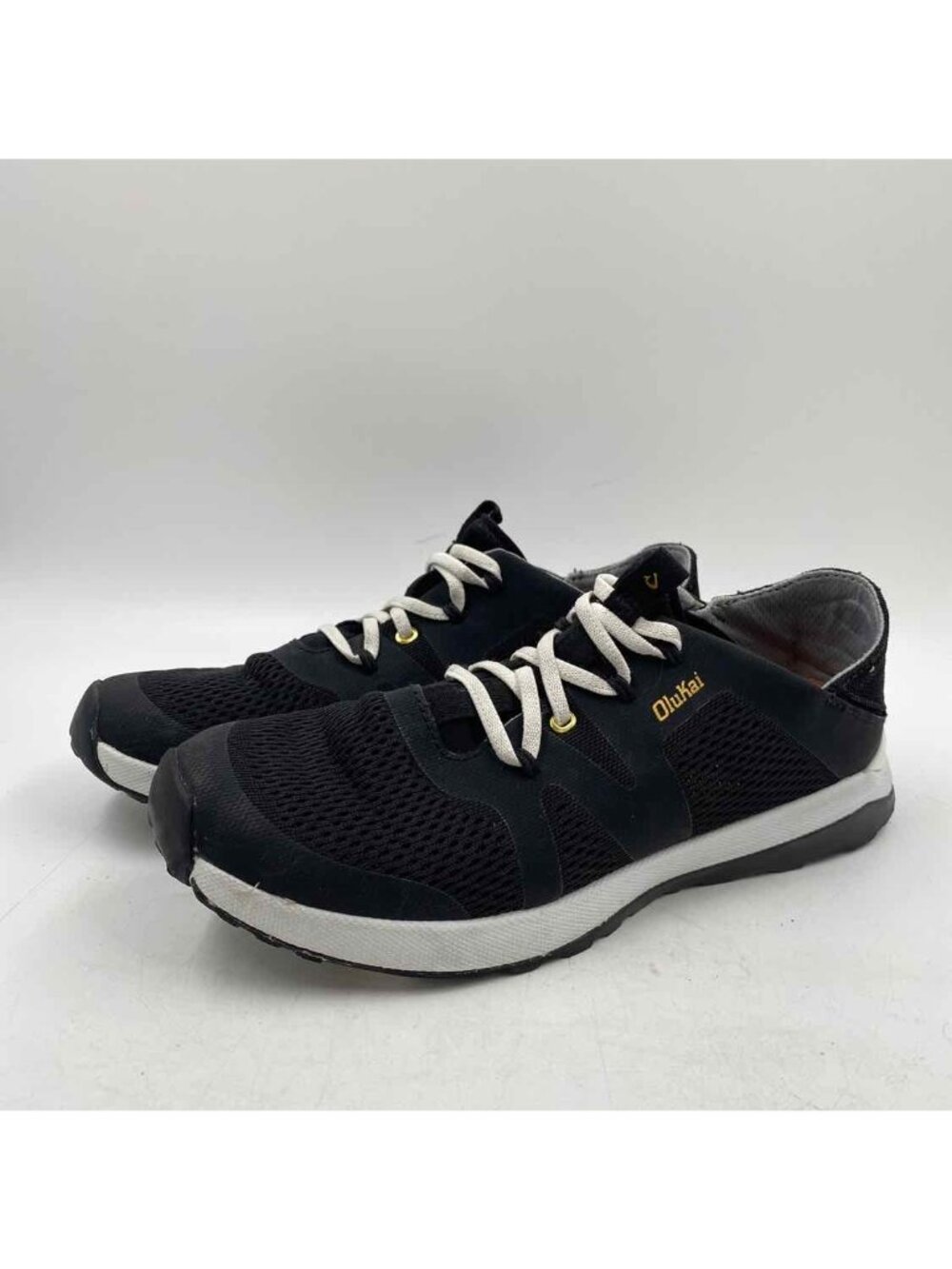 Olu Kai Women's Shoe Size 8 Black mesh Sneakers